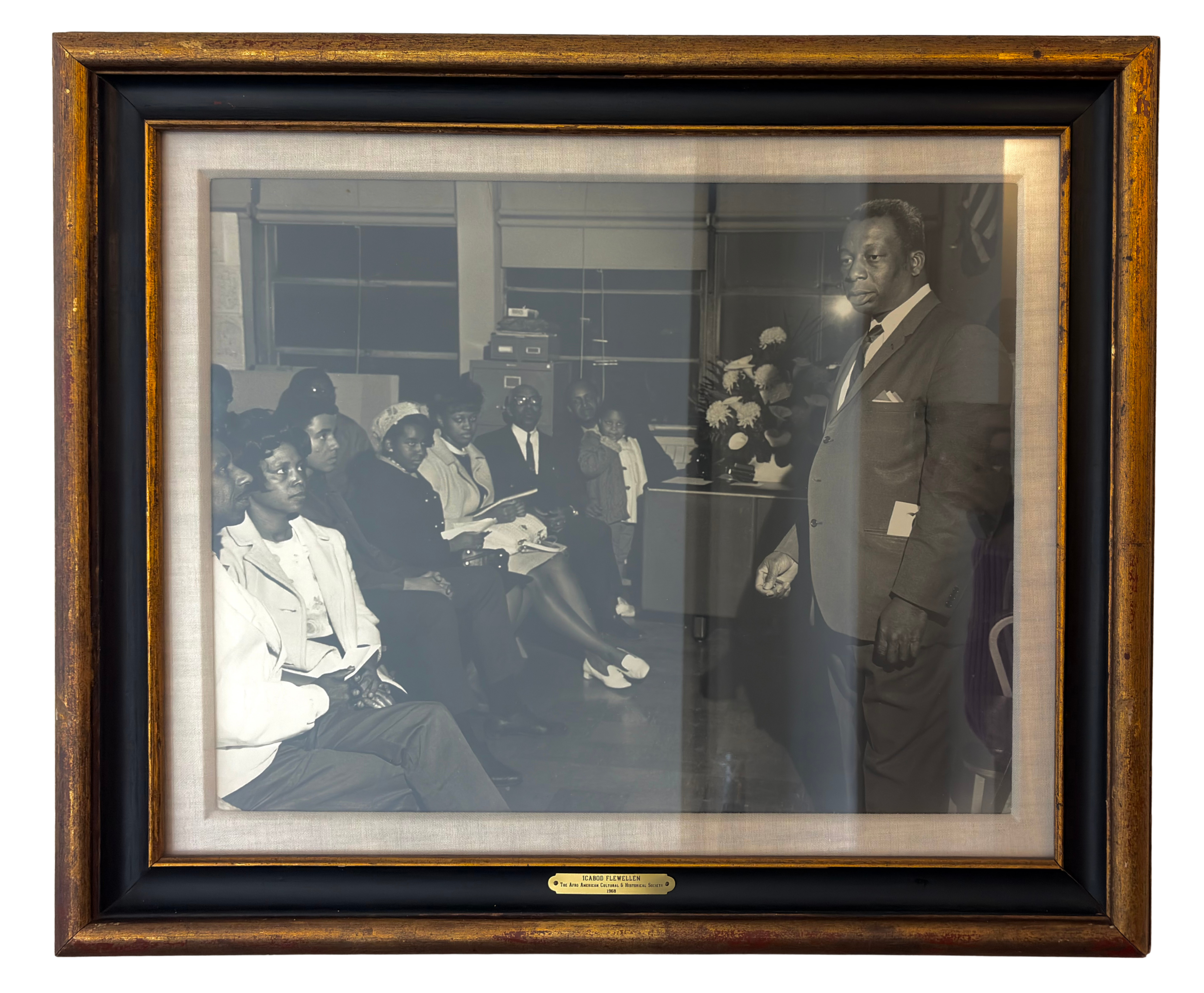 Icabod Flewellen in front of crowd