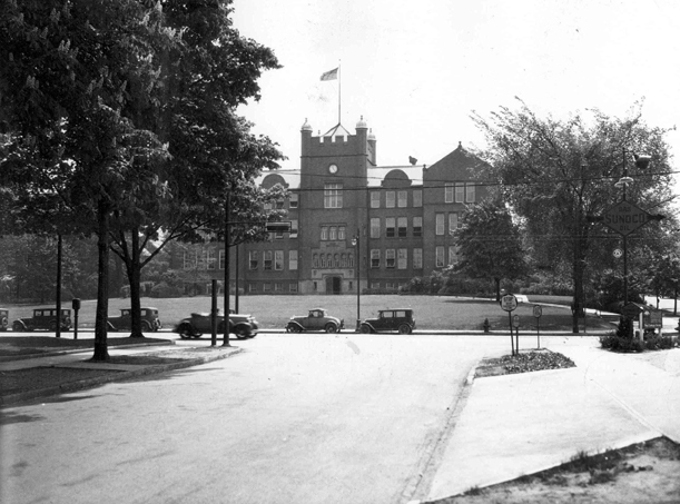 Shaw High School 1933
